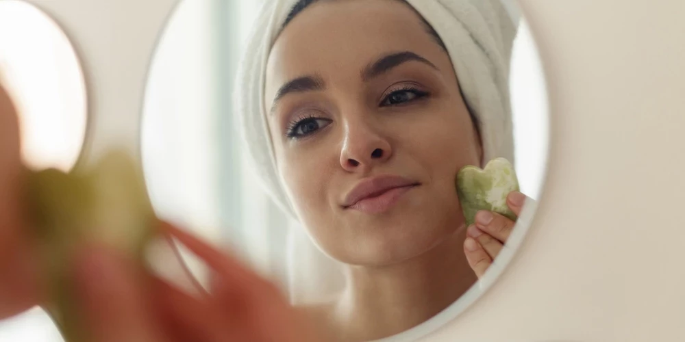 Хотите обойтись без уколов после 40? Эксперты говорят, когда нужно начинать уход по-взрослому.