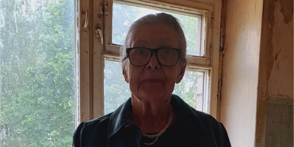 Valsts policija aicina aplūkot sievietes fotogrāfiju un atsaukties ikvienu, kurš zina viņas iespējamo atrašanās vietu.