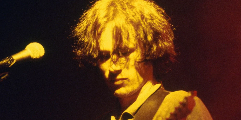 Džefs nebija cilvēks, kas pats sev paredzētu milzu slavu — bet pasaule viņam to jau bija sagatavojusi.