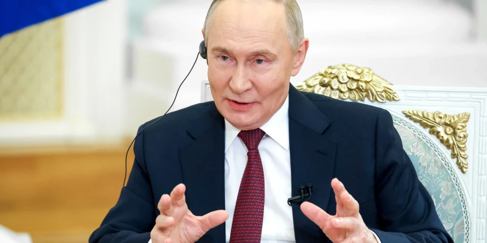 Krievijas diktators Vladimirs Putins Indijas žurnālistēm stāsta, ka sagrābs visu, ko grib