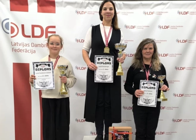 Ķekavas novada dambretes trenere Laura Kronberga kļūst par Latvijas čempioni