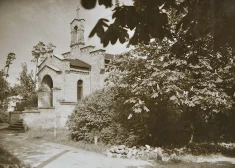 Rīgā plānots nojaukt vēsturisku kapelu. Rīgas domnieks un būvvalde aicina ēku saglabāt