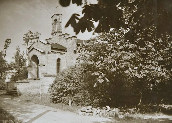 Rīgā plānots nojaukt vēsturisku kapelu. Rīgas domnieks un būvvalde aicina ēku saglabāt