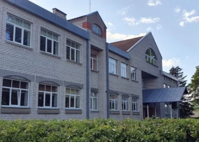 Lemj par Tumes un Cēres skolu turpmāko darbību