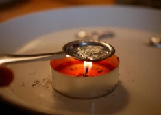 Brīdina par apslēptām briesmām, kas saistītas ar laimīšu liešanu