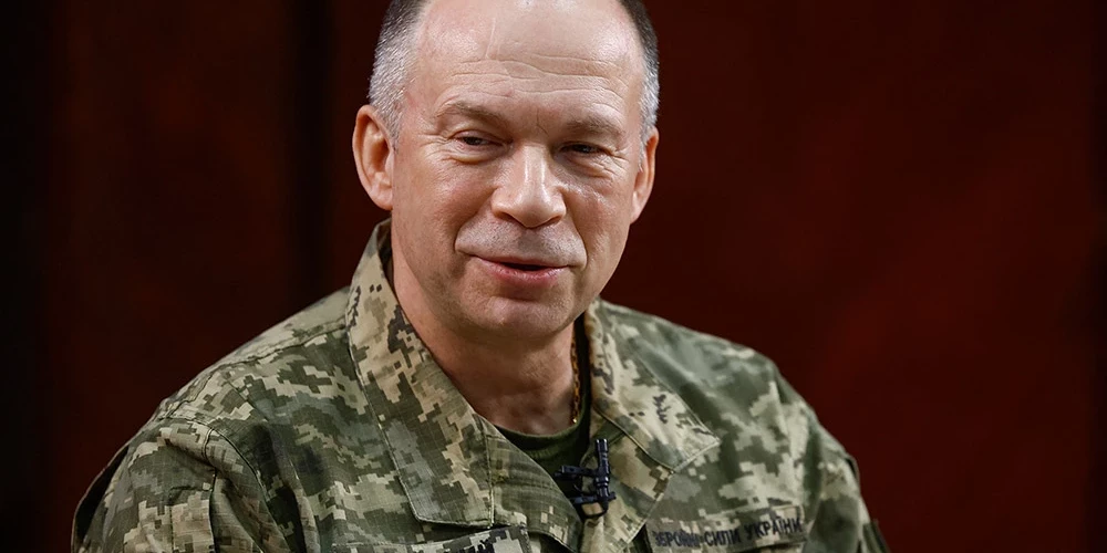 Ģenerālis Aleksandrs Sirskis paziņoja, ka Ukraina nepieņems nevienu miera plānu, kas paredz teritorijas nodošanu Krievijai.