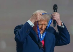 Starojošais Tramps, saņemot speciāli viņam izveidotu FIFA balvu, netieši norāda uz iespējamu vienošanos par kara izbeigšanu Ukrainā