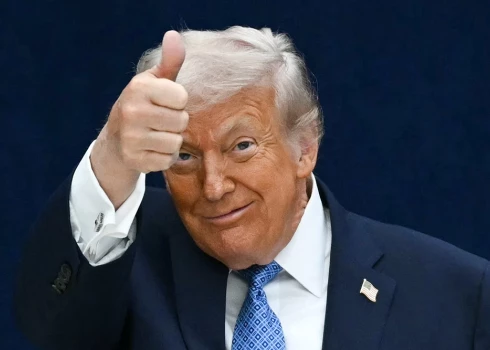 Tramps dokumentu raksturoja kā "ceļvedi", lai nodrošinātu, ka Amerika joprojām ir "lielākā un veiksmīgākā nācija cilvēces vēsturē".