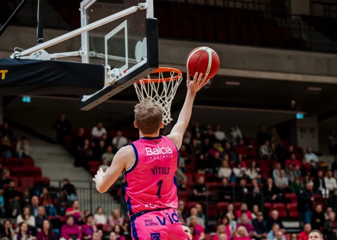 "Rīgas zeļļi" svin 11. uzvaru pēc kārtas, apspēlējot Tallinas "TalTech"