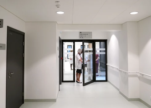 Rīgas Austrumu klīniskās universitātes slimnīcas Ķīmijterapijas dienas stacionāra telpas stacionārā "Latvijas Onkoloģijas centrs".