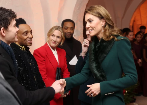 Velsas princese pārsteidz ar eleganci.