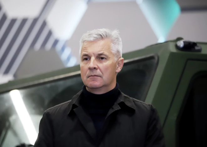 Пабрикс выступил с резкой критикой планов Рижской думы: "Может быть, они могли бы собрать те крохи интеллекта..."