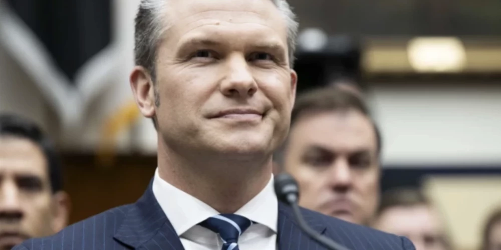 ASV aizsardzības ministrs Pīts Hegsets.