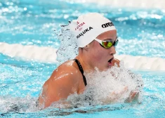 Ieva Maļuka labo pašai piederošo Latvijas rekordu 400 metru kompleksajā peldējumā