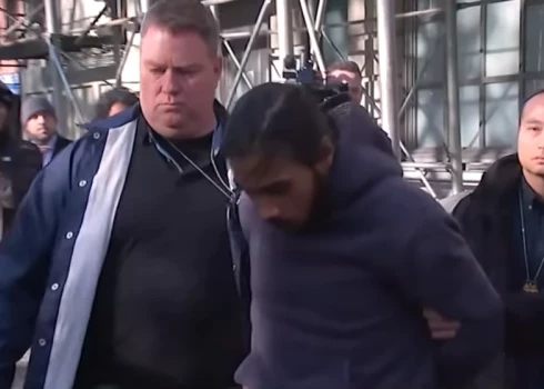 Hirama Karero arests (ekrānuzņēmums no video)