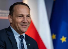 Polijas ārlietu ministrs Sikorskis iesaka Maskam doties uz vienu vietu