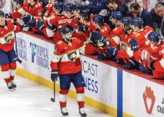 Balinskis guvis savus pirmos vārtus šosezon, palīdzot "Panthers" nodrošināt uzvaru. VIDEO