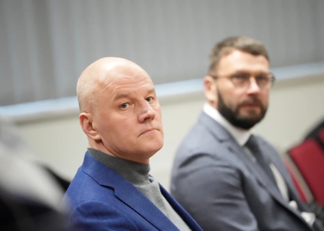 Krimināllietu par mēģinājumu izkrāpt no "Olainfarm" 40 miljonu eiro vērtas akcijas turpinās skatīt nākamgad