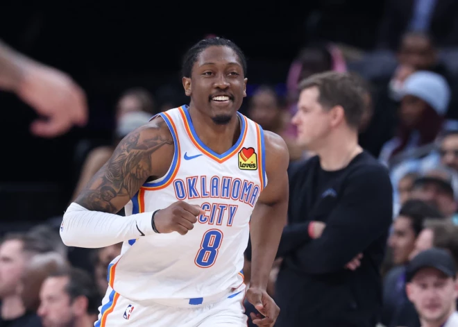 NBA čempione "Thunder" iekļūst starp labākajiem sezonas sākumiem NBA vēsturē
