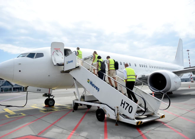 "Самая дорогая" авиакомпания Латвии вдруг прекратила работу: что на самом деле случилось со SmartLynx?