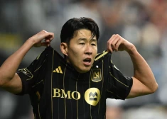 Šantažēja, ka ir stāvoklī. Dienvidkorejā notiesā sievieti par naudas izspiešanu no futbola zvaigznes