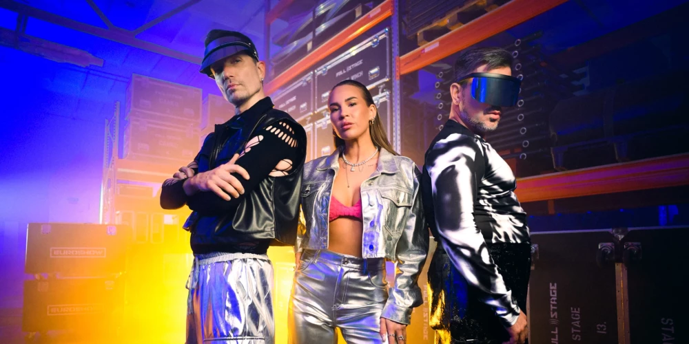 Grupa “Bujāns” dibināta 2017. gada nogalē. 2026. gada izskaņā plānots izdot dueta pirmo albumu. Grupas nākotnes plānos ir arī sapnis par grandiozu šovprogrammu.