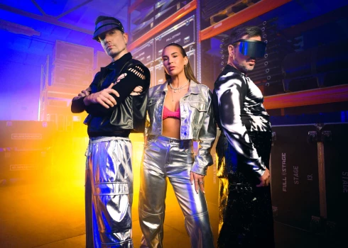 Grupa “Bujāns” dibināta 2017. gada nogalē. 2026. gada izskaņā plānots izdot dueta pirmo albumu. Grupas nākotnes plānos ir arī sapnis par grandiozu šovprogrammu.