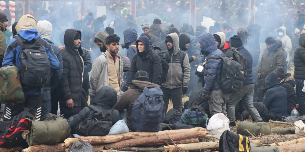 Kopš 2021. gada no Baltkrievijas pastāvīgi plūst migrantu straume, galvenokārt uz Poliju, taču gana daudzi mēģina iekļūt arī Lietuvā un Latvijā.