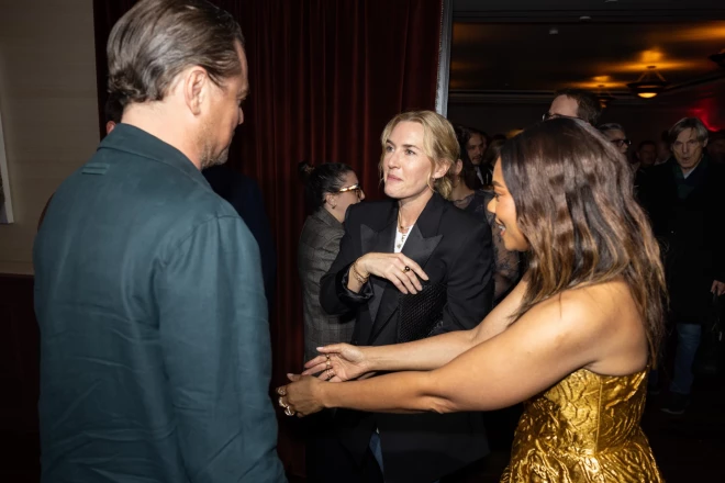 Keita Vinsleta satiek Leonardo Dikaprio pasākumā Holivudā šā gada 14. novembrī.