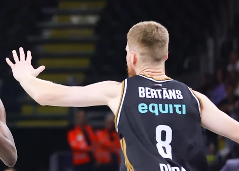 Latvijas basketbolists Dāvis Bertāns guva astoņus punktus Adrijas līgas spēlē. 