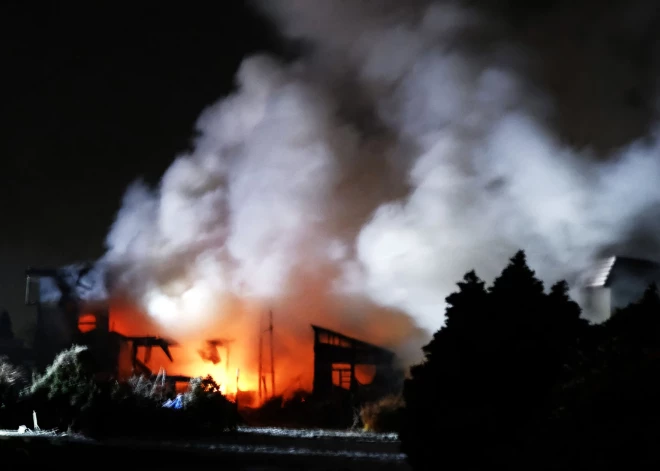 Zemestrīce Japānā rada haosu.