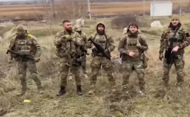 Čečenu kaujinieki, kas karo Ukrainas bruņoto spēku sastāvā, ierakstīja skarbu atbildi Kadirovam. 