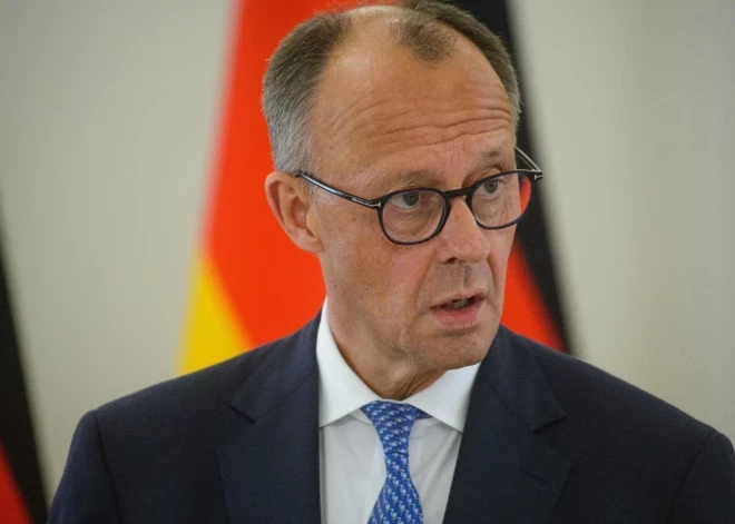 Mercs: "Neredzu iemeslu, kādēļ amerikāņi tagad vēlas "glābt vārda brīvību" Eiropā!"