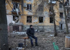 Papildu cena par ukraiņu nogalināšanu: mediji noskaidrojuši, ko mājās dara Krievijas kara veterāni