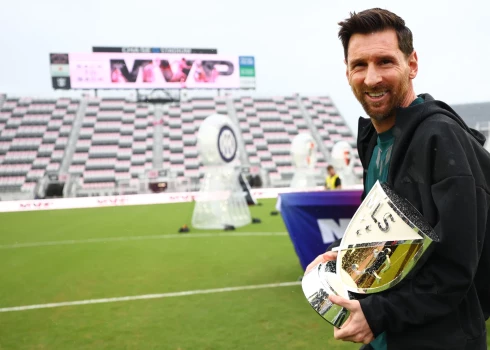 Lionels Mesi ar MLS vērtīgākā spēlētāja balvu