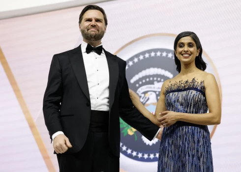 Sociālos tīklos uzvirmo baumas par Vensa ģimenes drāmu.