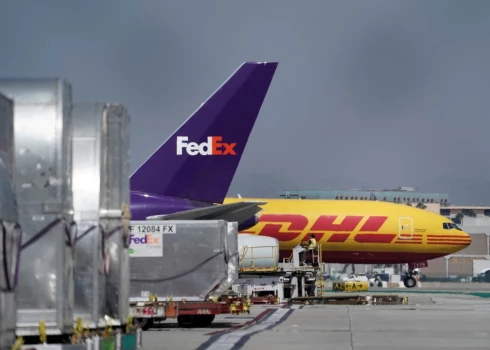 Ключевым элементом плана были взрывы в логистических центрах DHL в Польше, Германии и Великобритании.