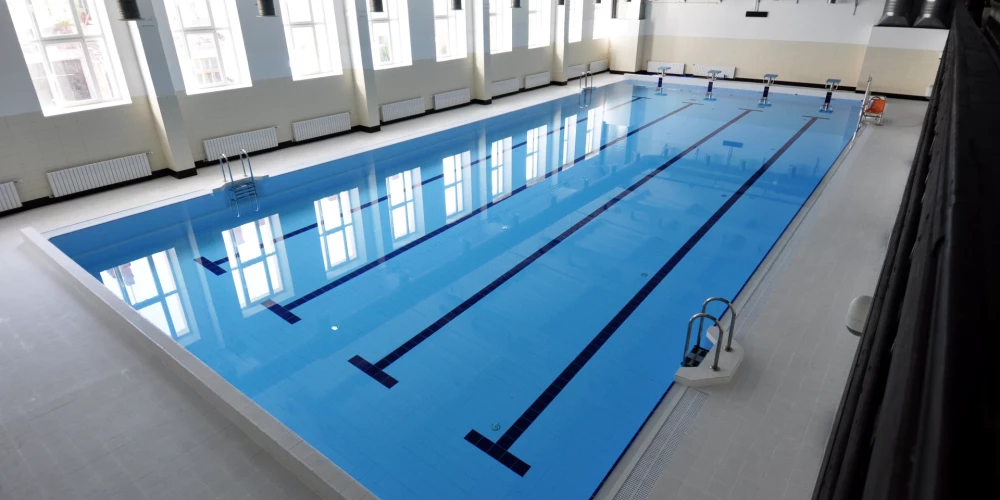 NBS specvienība norāda uz peldēšanas apmācības trūkumu skolās kā vienu no iemesliem grūtībām nokārtot pārbaudījumus. 