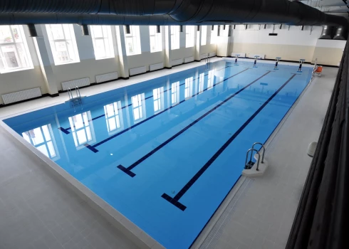 NBS specvienība norāda uz peldēšanas apmācības trūkumu skolās kā vienu no iemesliem grūtībām nokārtot pārbaudījumus. 