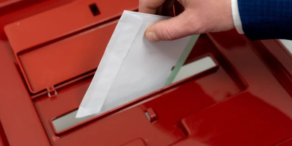 VDD rosina apsūdzēt četras personas par balsu pirkšanu pašvaldību vēlēšanās Jēkabpils novadā.