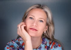 Neviens nav viens. Kā atbalstīt sevi un citus emocionāli sarežģītā laikā, stāsta psiholoģe Marija Ābeltiņa