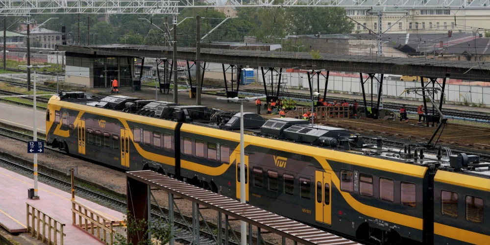 Vivi призывает проверять обновленное расписание поездов.