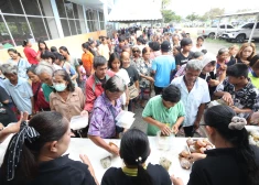 Kambodžas un Taizemes robežsadursmju laikā evakuēti simtiem tūkstoši iedzīvotāju