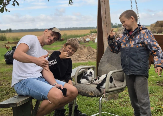 Viss sākās ar publisku paldies - Edija Pipara labdarības stāsts