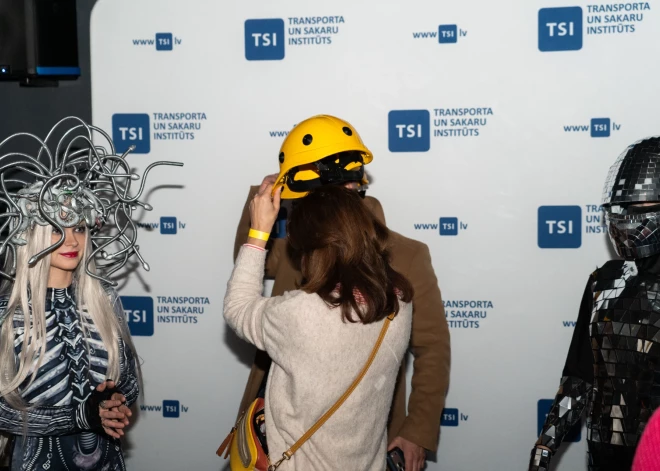 Mākslīgā intelekta viedās ķiveres demonstrācijas pasākums (foto: Gatis Rimšs)