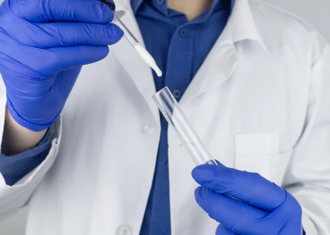 Eiropā trauksme! Gandrīz 200 bērniem draud vēzis no spermas donora ar ģenētisku mutāciju. Vairāki bērni jau miruši