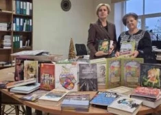 Latgales Centrālā bibliotēka saņēmusi vērtīgu dāvinājumu - grāmatas ukraiņu valodā