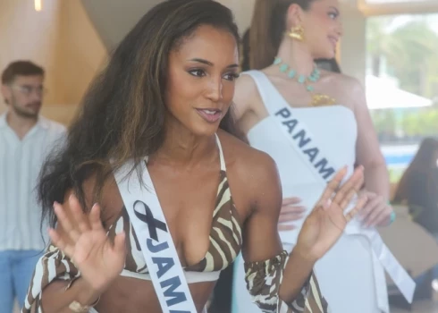 Габриэль Генри рухнула со сцены на «Мисс Вселенная - 2025».