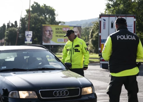 Ungārija paziņojusi, ka vairs neuzņems nevienu migrantu.