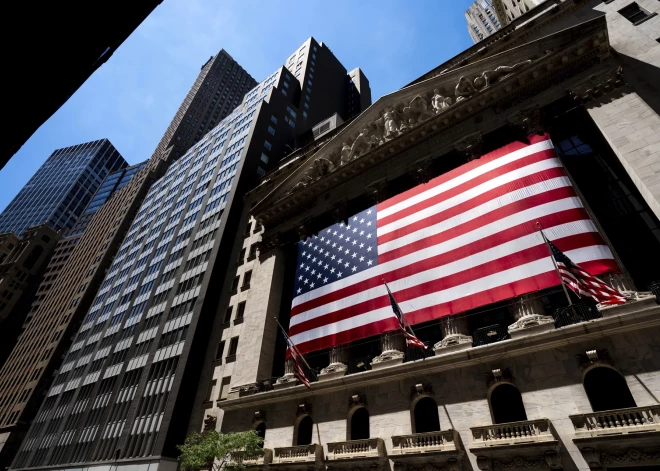 ASV Federālā rezervju sistēma pazeminājusi bāzes procentu likmi